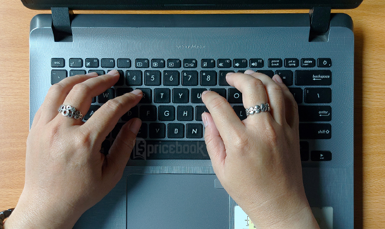 Cara Memperbaiki Keyboard Laptop yang Tidak Berfungsi Sebagian