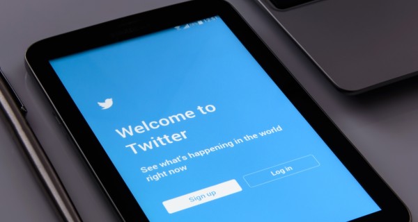 Cara Mengeluarkan Akun Twitter
